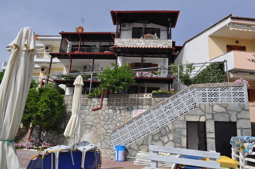 Giannis Maria Apartments Psakoudia Esterno foto